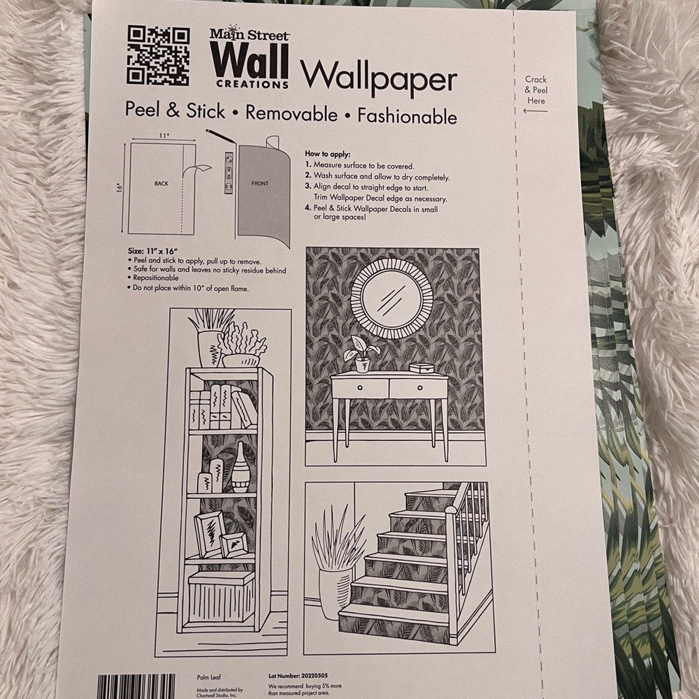Leaf Pattern Peel & Stick Wallpaper - Picture 2 of 3